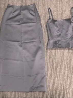 VTG Dessy Creations 2 Piece Bustier Skirt Silver Satin 90s New York Women’s Sz 4